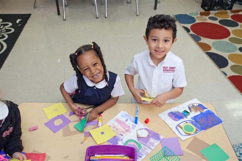Uplift Summit scholars during art class